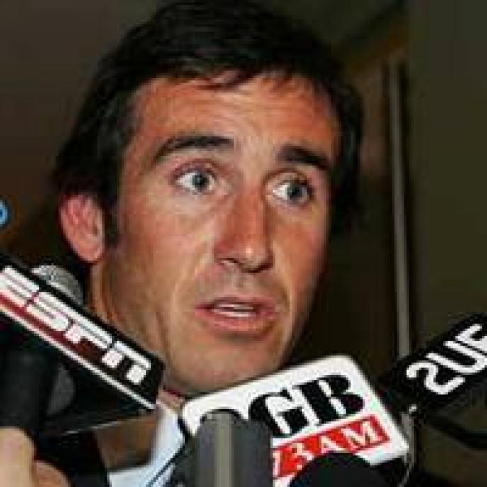 Johns-media-2006.jpg