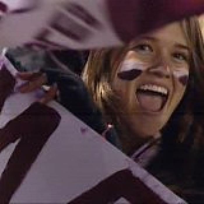 Manly-fans-080712.jpg
